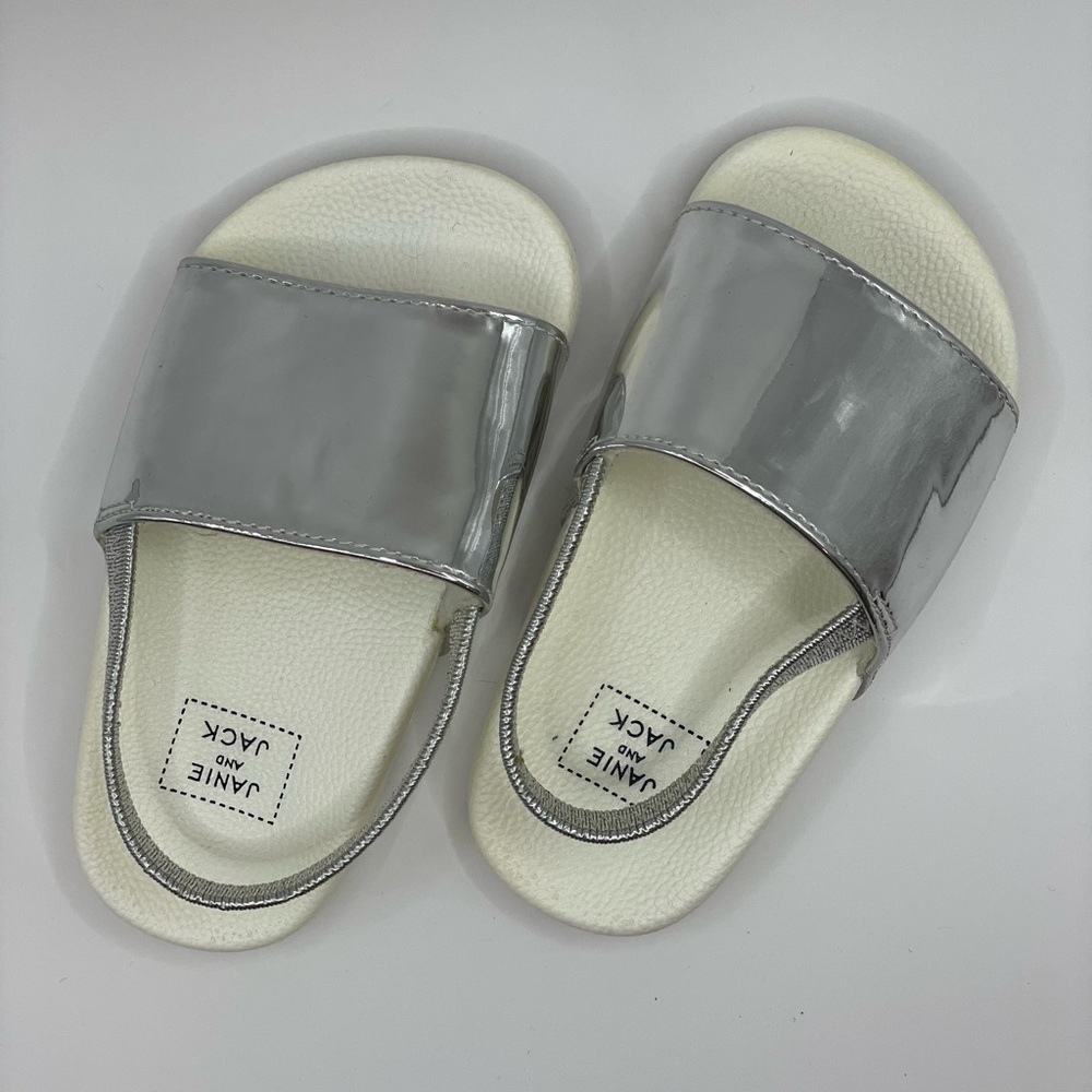 Silver sandals Janie and Jack size 5